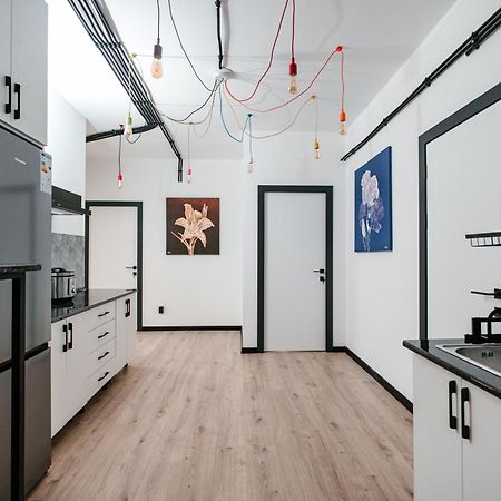 68 Hostel Bichkek Extérieur photo