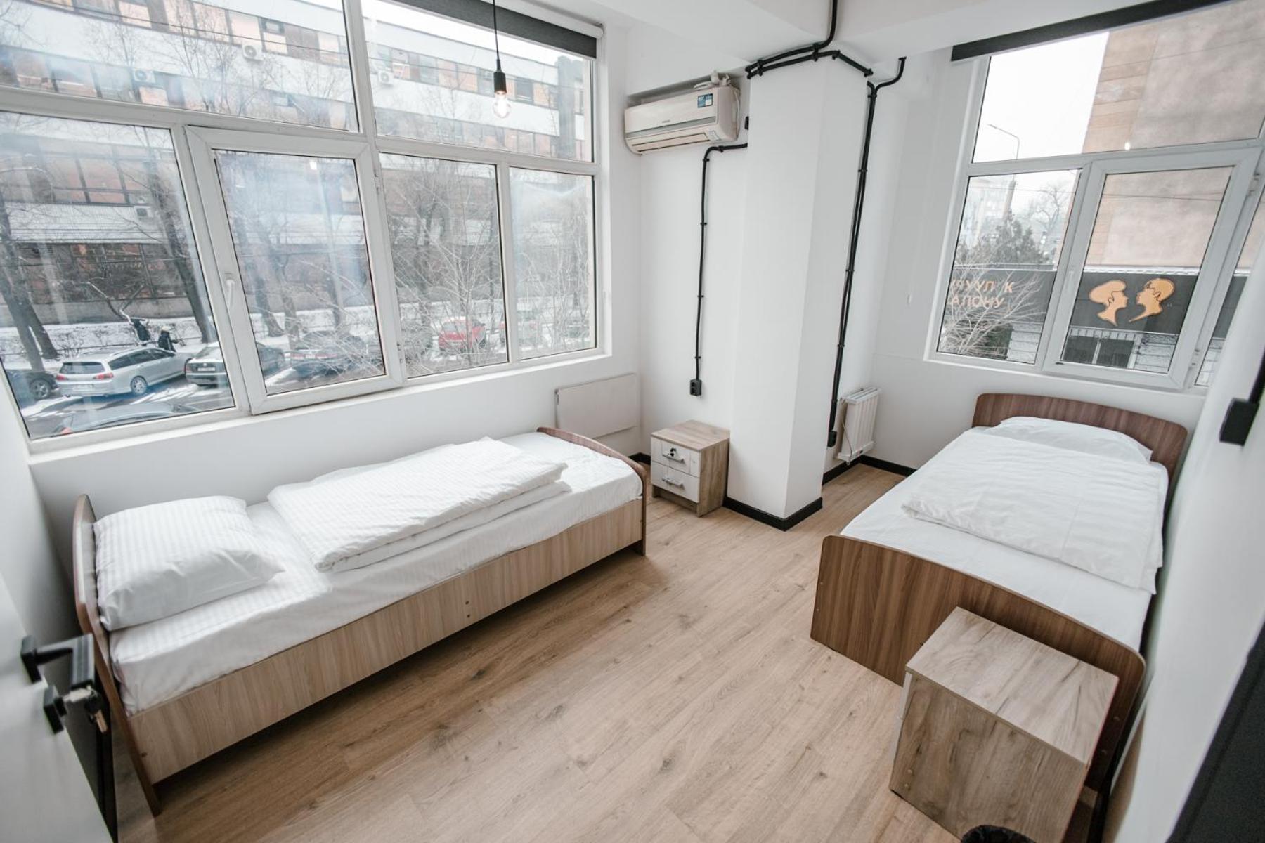 68 Hostel Bichkek Extérieur photo