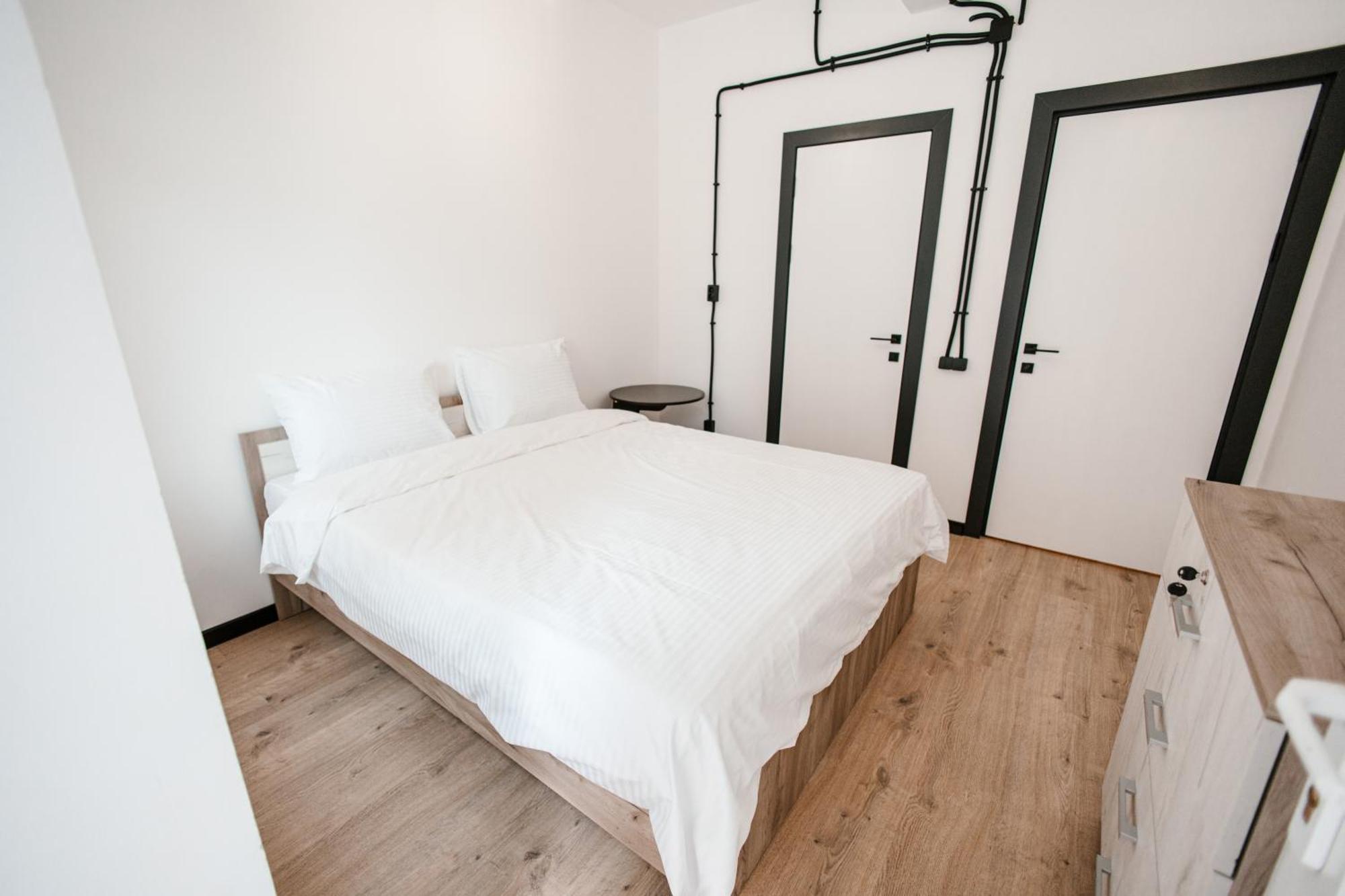 68 Hostel Bichkek Extérieur photo
